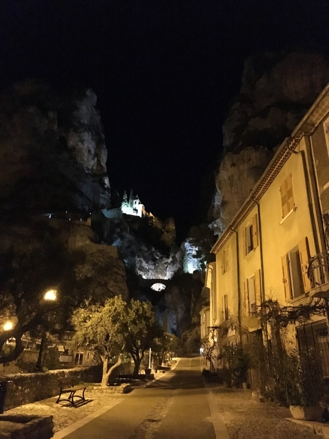A wondrous view of Notre Dame de Beauvoir at night